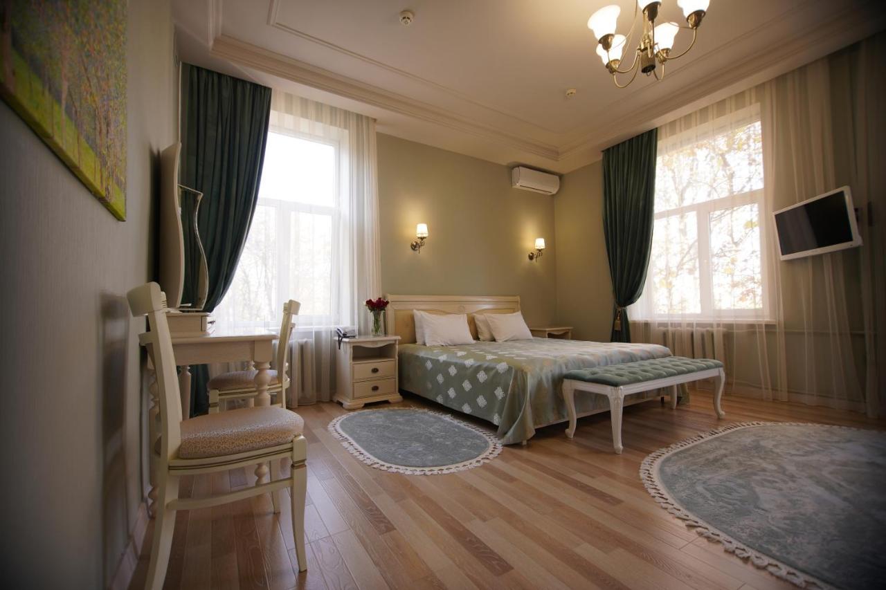 Grand Kavkaz Hotel Nalchik Bagian luar foto